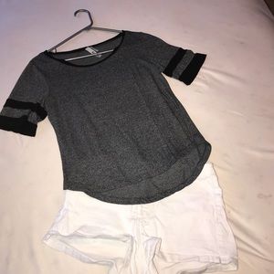 Grey t shirt